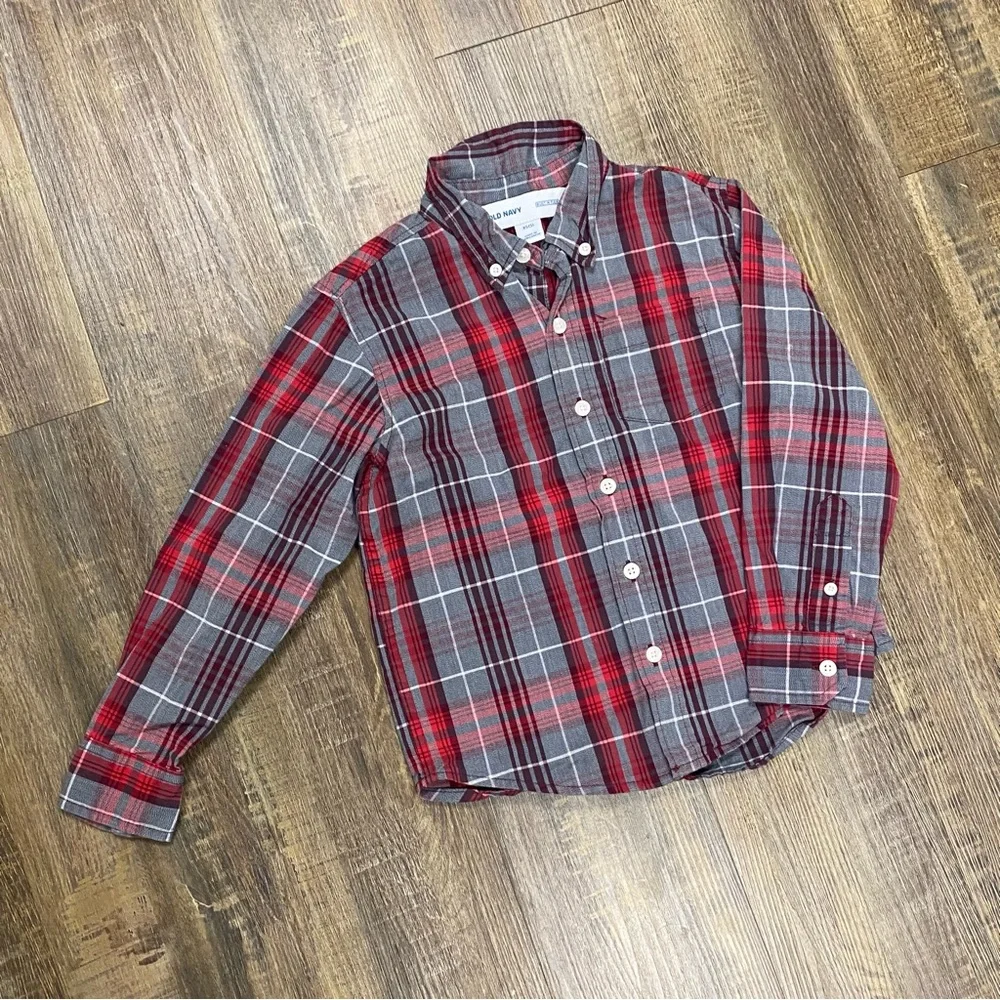 GAP Red Gray and‎ Plaid Button Down Shirt Boys Lot Of 3 Size Small /5